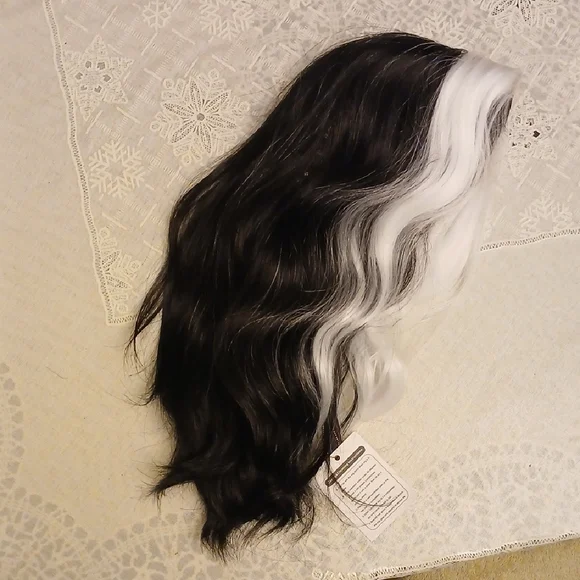 Witchy Black and White Women's Wig - Picture 2 of 9